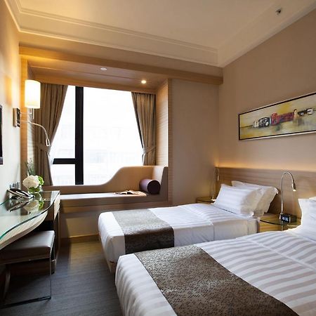 Rosedale Hotel Kowloon Гонконг Екстер'єр фото