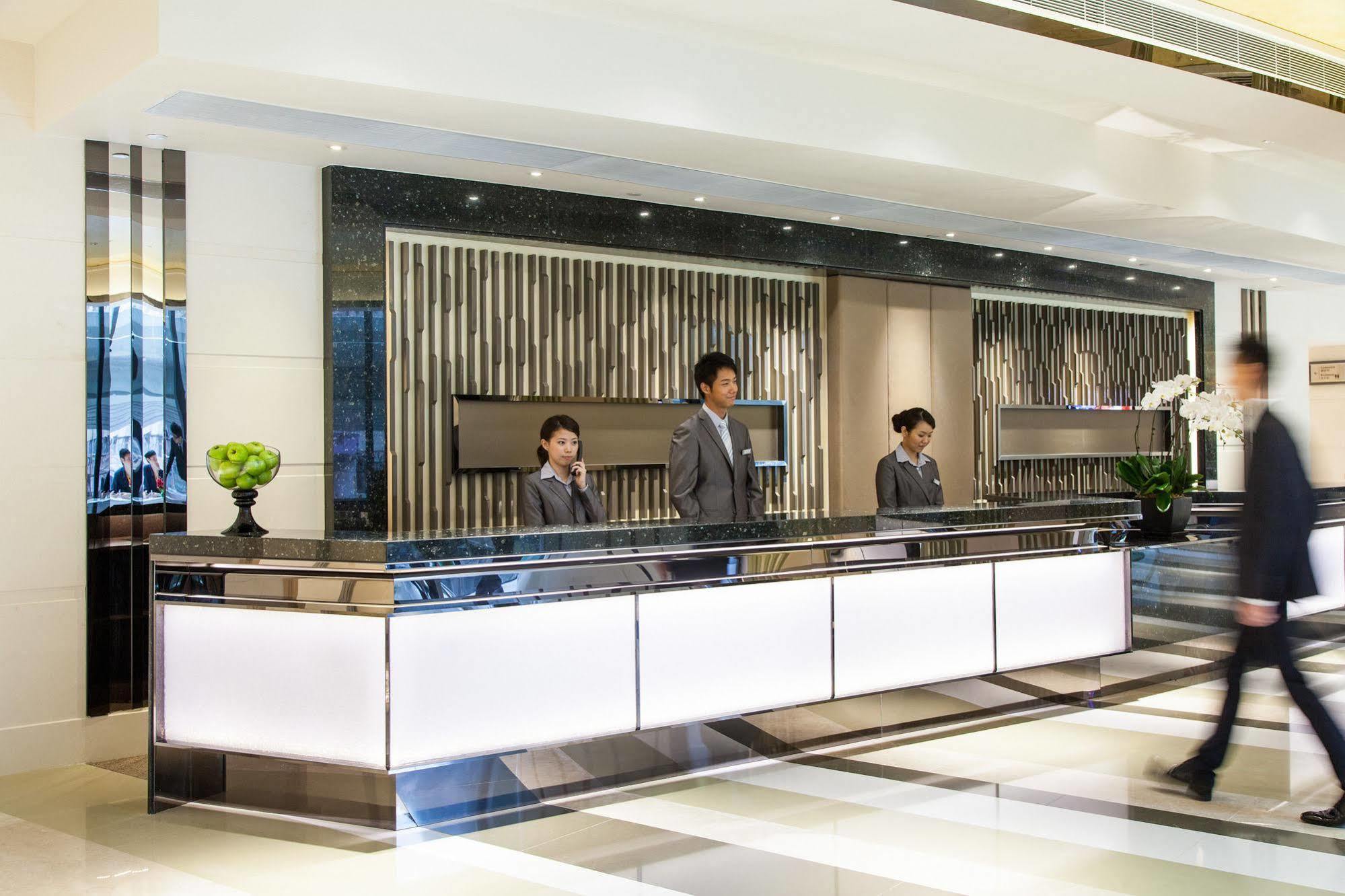 Rosedale Hotel Kowloon Гонконг Екстер'єр фото