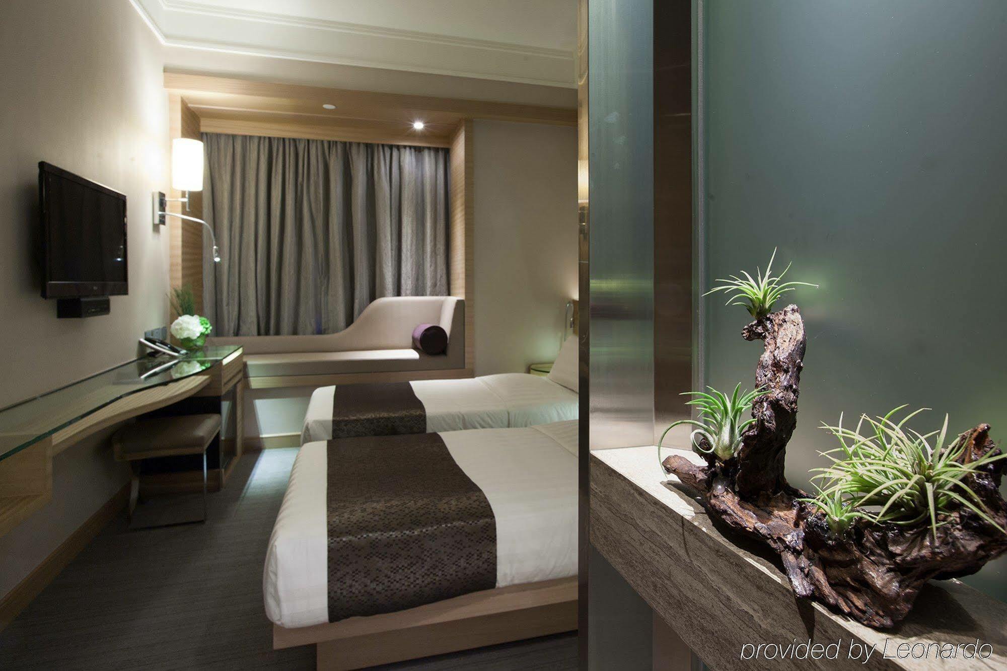 Rosedale Hotel Kowloon Гонконг Екстер'єр фото